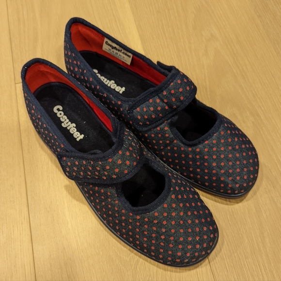 Cosyfeet Navy and Red Polka Dot Mary Jane Shoes extra wide - Picture 1 of 10